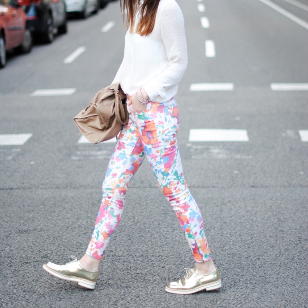 Zara Floral Jean Skinny Zipper Ankle Mid R… - Picture 3 of 8